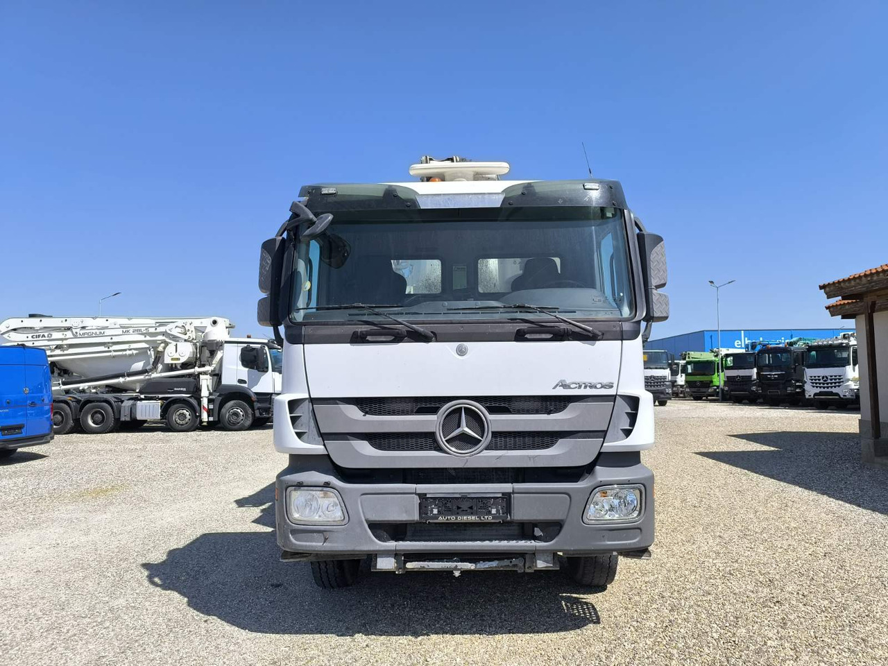 MERCEDES-BENZ ACTROS 3241 SCHWING FBP24 - Beton pumpa: slika MERCEDES-BENZ ACTROS 3241 SCHWING FBP24 - Beton pumpa MERCEDES-BENZ ACTROS 3241 SCHWING FBP24 - Beton pumpa: slika MERCEDES-BENZ ACTROS 3241 SCHWING FBP24 - Beton pumpa