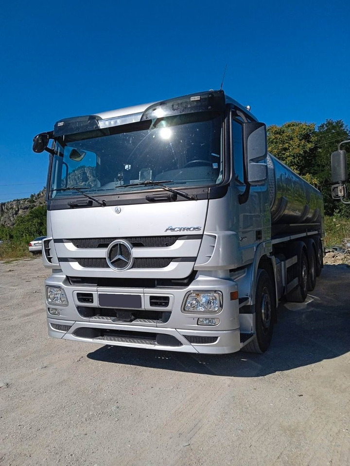 Mercedes-Benz ACTROS 3248 - Kamion cisterna: slika Mercedes-Benz ACTROS 3248 - Kamion cisterna Mercedes-Benz ACTROS 3248 - Kamion cisterna: slika Mercedes-Benz ACTROS 3248 - Kamion cisterna