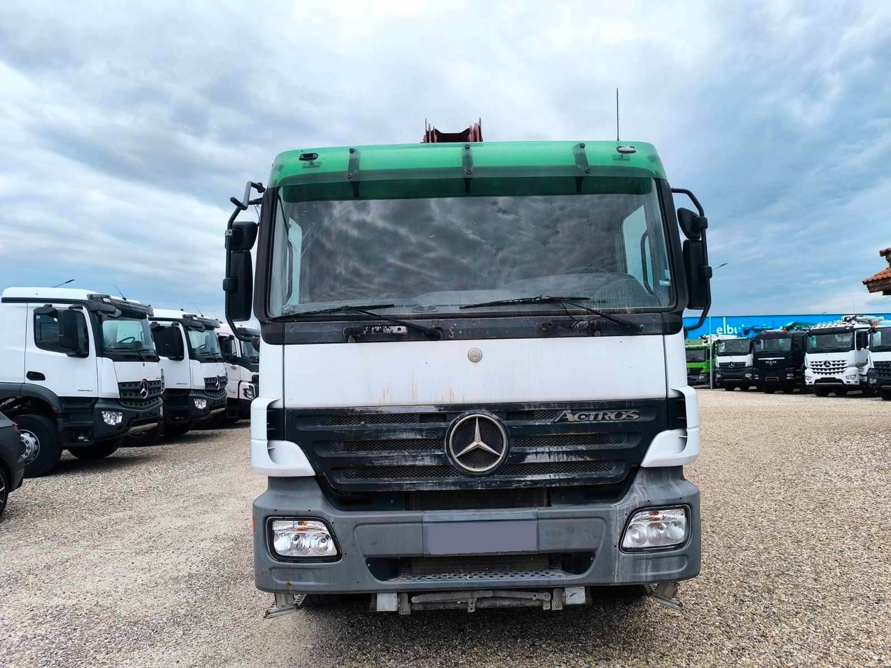 Mercedes-Benz ACTROS 3341 JUNJIN JXR 38-4 - Beton pumpa: slika Mercedes-Benz ACTROS 3341 JUNJIN JXR 38-4 - Beton pumpa Mercedes-Benz ACTROS 3341 JUNJIN JXR 38-4 - Beton pumpa: slika Mercedes-Benz ACTROS 3341 JUNJIN JXR 38-4 - Beton pumpa