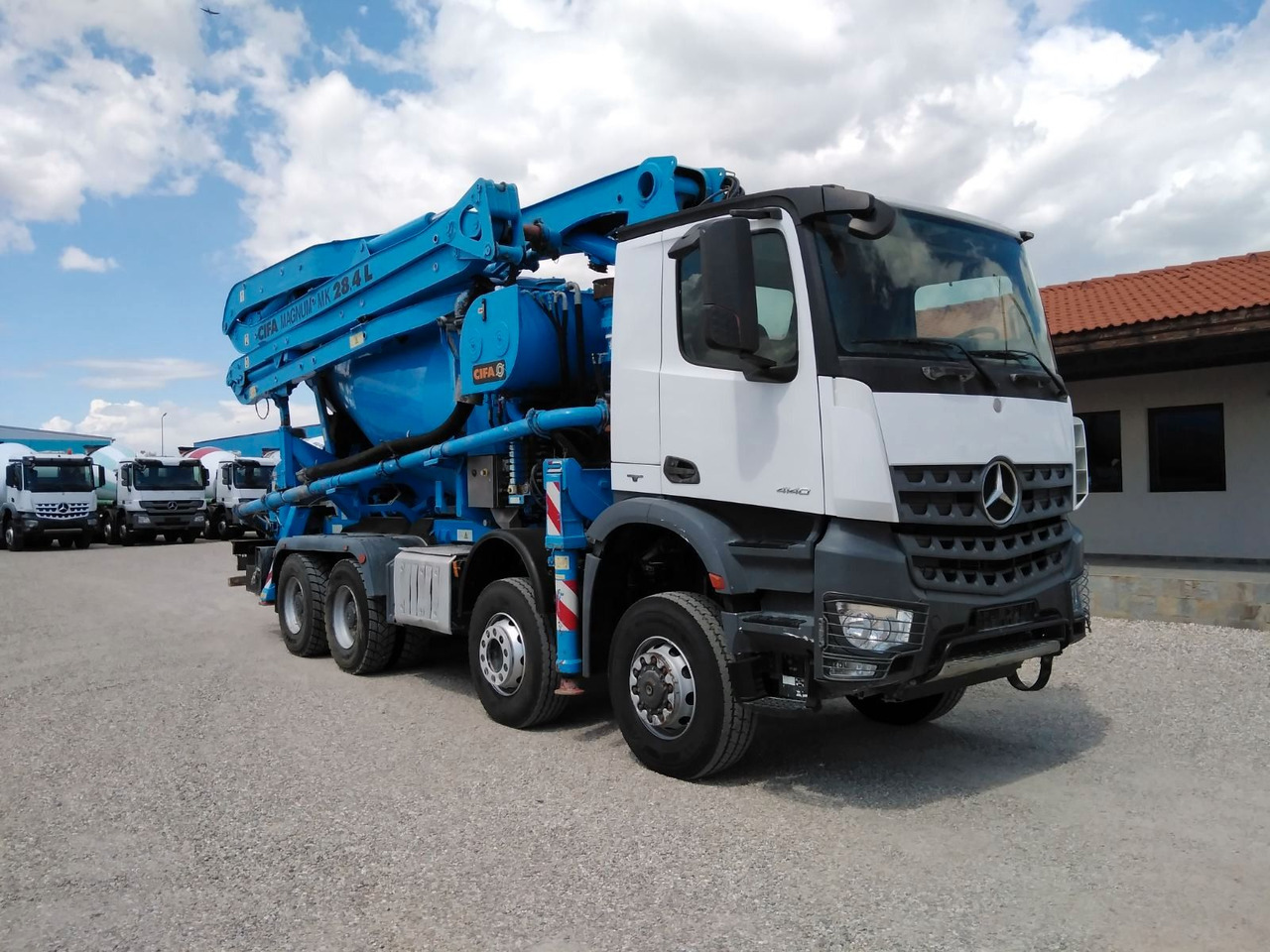 Mercedes-Benz AROCS 4140 CIFA MAGNUM MK28.4L 8X6 - Beton pumpa: slika Mercedes-Benz AROCS 4140 CIFA MAGNUM MK28.4L 8X6 - Beton pumpa Mercedes-Benz AROCS 4140 CIFA MAGNUM MK28.4L 8X6 - Beton pumpa: slika Mercedes-Benz AROCS 4140 CIFA MAGNUM MK28.4L 8X6 - Beton pumpa