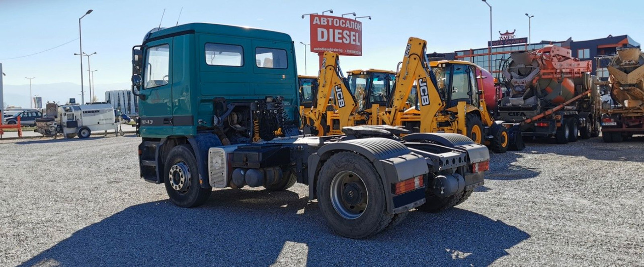 Mercedes-Benz ACTROS 1843 - Tegljač: slika Mercedes-Benz ACTROS 1843 - Tegljač Mercedes-Benz ACTROS 1843 - Tegljač: slika Mercedes-Benz ACTROS 1843 - Tegljač