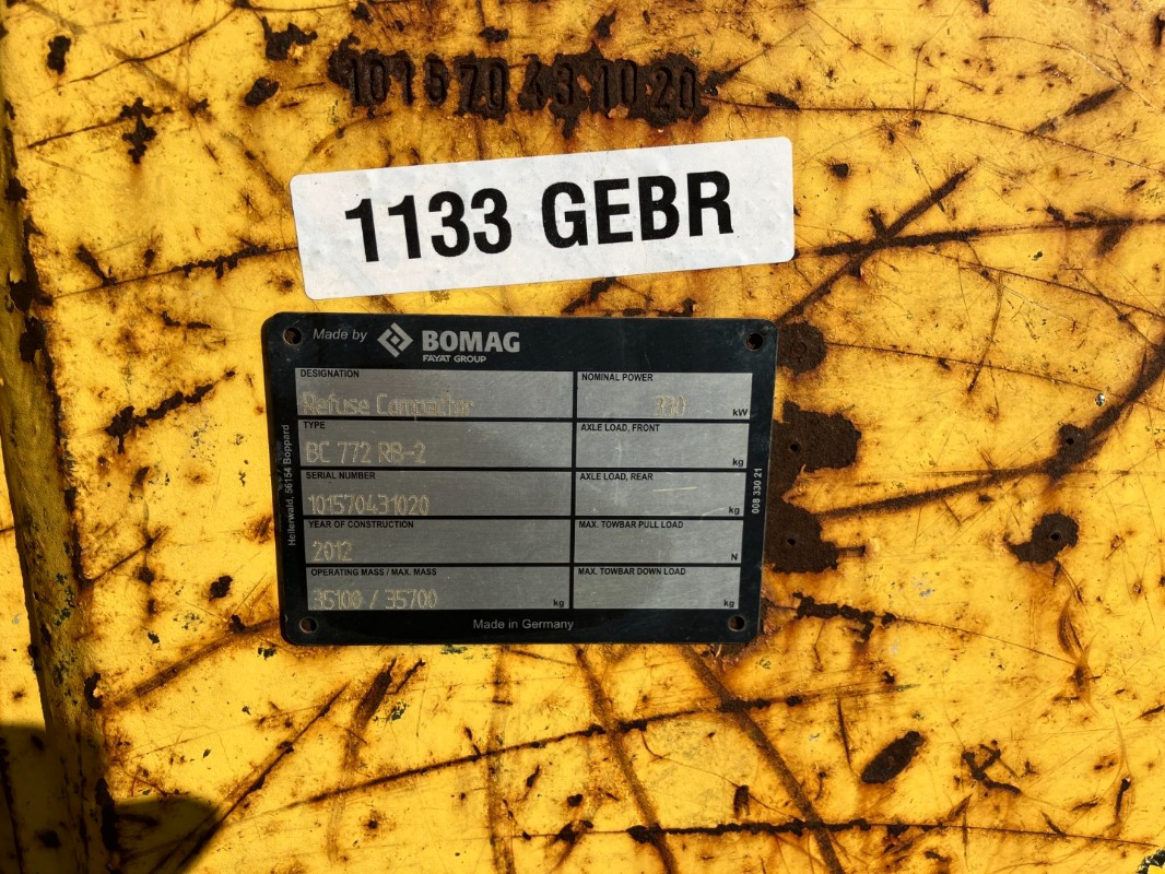 BOMAG DE BC 772 RB-2 Stage IIIa/Tier 3 - Kompaktor: slika BOMAG DE BC 772 RB-2 Stage IIIa/Tier 3 - Kompaktor BOMAG DE BC 772 RB-2 Stage IIIa/Tier 3 - Kompaktor: slika BOMAG DE BC 772 RB-2 Stage IIIa/Tier 3 - Kompaktor