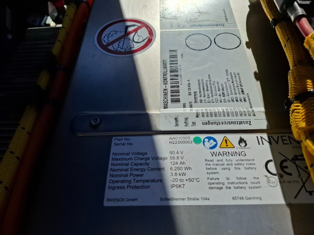 BOMAG DE BW 120 ADe-5 - Valjak: slika BOMAG DE BW 120 ADe-5 - Valjak BOMAG DE BW 120 ADe-5 - Valjak: slika BOMAG DE BW 120 ADe-5 - Valjak