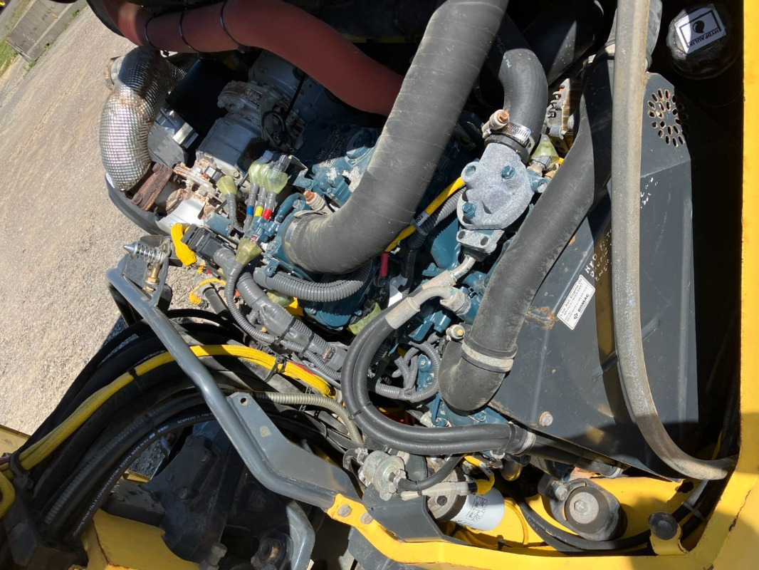 BOMAG DE BW 161 AD-5 Stage IIIb/Tier 4i - Cestovni valjak: slika BOMAG DE BW 161 AD-5 Stage IIIb/Tier 4i - Cestovni valjak BOMAG DE BW 161 AD-5 Stage IIIb/Tier 4i - Cestovni valjak: slika BOMAG DE BW 161 AD-5 Stage IIIb/Tier 4i - Cestovni valjak