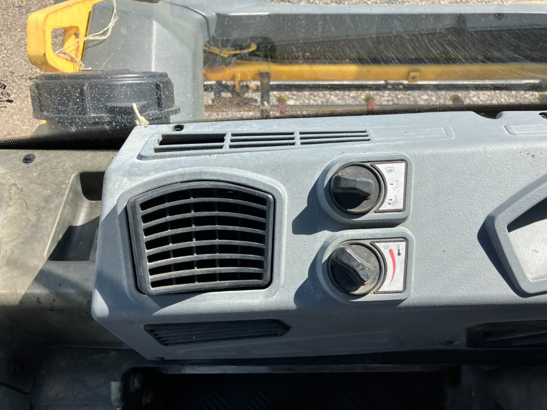 BOMAG DE BW 161 AD-5 Stage IIIb/Tier 4i - Cestovni valjak: slika BOMAG DE BW 161 AD-5 Stage IIIb/Tier 4i - Cestovni valjak BOMAG DE BW 161 AD-5 Stage IIIb/Tier 4i - Cestovni valjak: slika BOMAG DE BW 161 AD-5 Stage IIIb/Tier 4i - Cestovni valjak