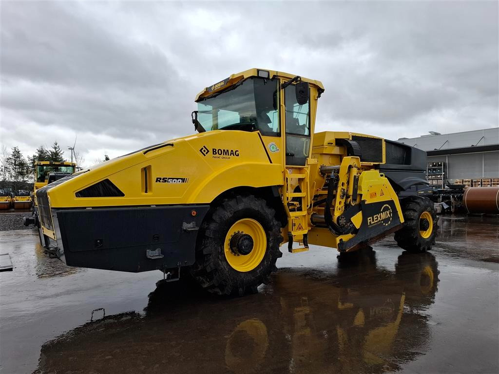 BOMAG DE RS 500 STAGE V - Stroj za asfaltiranje: slika BOMAG DE RS 500 STAGE V - Stroj za asfaltiranje BOMAG DE RS 500 STAGE V - Stroj za asfaltiranje: slika BOMAG DE RS 500 STAGE V - Stroj za asfaltiranje