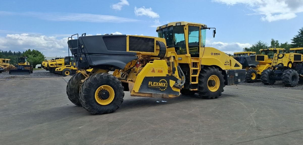 BOMAG DE RS 500 Stage IV/Tier 4f - Stroj za asfaltiranje: slika BOMAG DE RS 500 Stage IV/Tier 4f - Stroj za asfaltiranje BOMAG DE RS 500 Stage IV/Tier 4f - Stroj za asfaltiranje: slika BOMAG DE RS 500 Stage IV/Tier 4f - Stroj za asfaltiranje