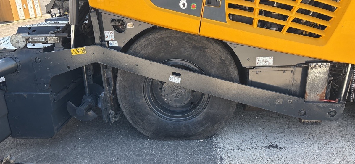 BOMAG IT BF 600 P-2 S500 Stage IV/Tier 4f - Finišer za asfalt: slika BOMAG IT BF 600 P-2 S500 Stage IV/Tier 4f - Finišer za asfalt BOMAG IT BF 600 P-2 S500 Stage IV/Tier 4f - Finišer za asfalt: slika BOMAG IT BF 600 P-2 S500 Stage IV/Tier 4f - Finišer za asfalt