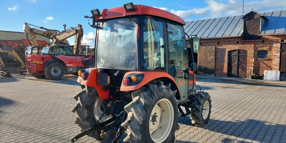 Traktor Kioti EX50 HST 50KM klimatyzacja przedni TUZ: slika Traktor Kioti EX50 HST 50KM klimatyzacja przedni TUZ