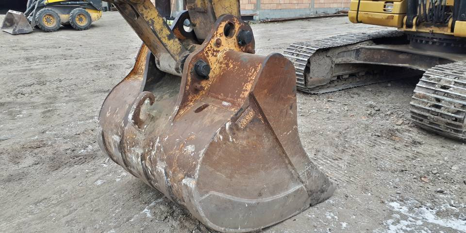 Łyżka do koparki Case 130cm oryginalna - Korpa za bager: slika Łyżka do koparki Case 130cm oryginalna - Korpa za bager Łyżka do koparki Case 130cm oryginalna - Korpa za bager: slika Łyżka do koparki Case 130cm oryginalna - Korpa za bager