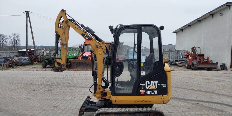 Minikoparka CAT 301.7D 2016 rok 1622h rozsuwane podwozie - Bager gusjeničar: slika Minikoparka CAT 301.7D 2016 rok 1622h rozsuwane podwozie - Bager gusjeničar Minikoparka CAT 301.7D 2016 rok 1622h rozsuwane podwozie - Bager gusjeničar: slika Minikoparka CAT 301.7D 2016 rok 1622h rozsuwane podwozie - Bager gusjeničar