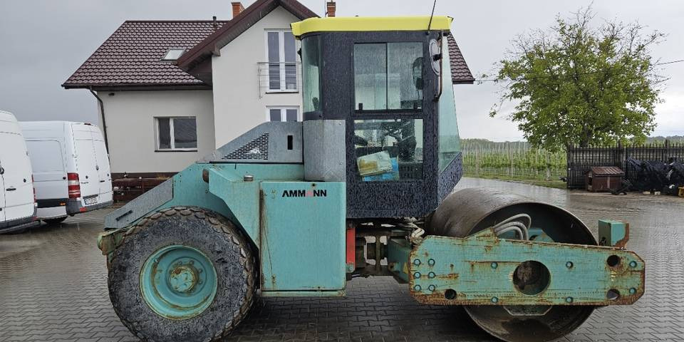 Walec Ammann AC70-2N guma-stal - Kompaktor: slika Walec Ammann AC70-2N guma-stal - Kompaktor Walec Ammann AC70-2N guma-stal - Kompaktor: slika Walec Ammann AC70-2N guma-stal - Kompaktor