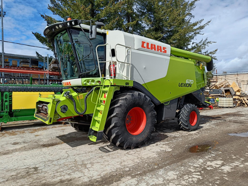 Claas Lexion 670 V750 - Kombajn za žetvu: slika Claas Lexion 670 V750 - Kombajn za žetvu Claas Lexion 670 V750 - Kombajn za žetvu: slika Claas Lexion 670 V750 - Kombajn za žetvu