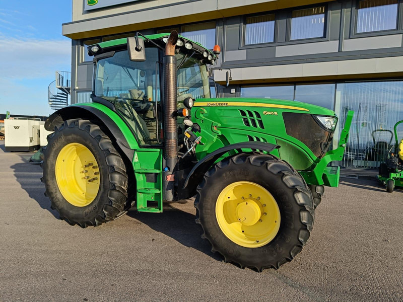 John Deere 6140R - Traktor: slika John Deere 6140R - Traktor John Deere 6140R - Traktor: slika John Deere 6140R - Traktor
