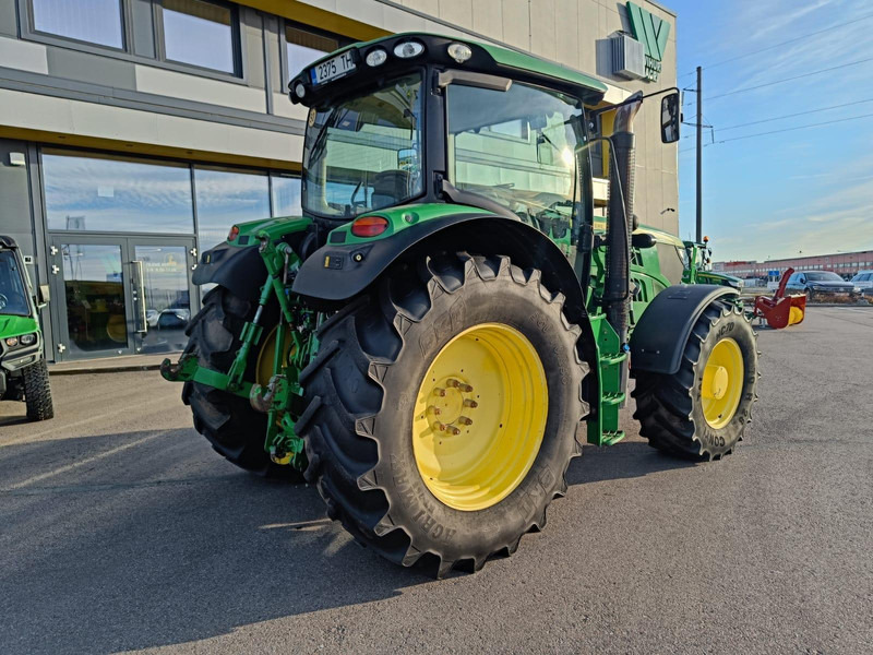 Traktor John Deere 6140R: slika Traktor John Deere 6140R