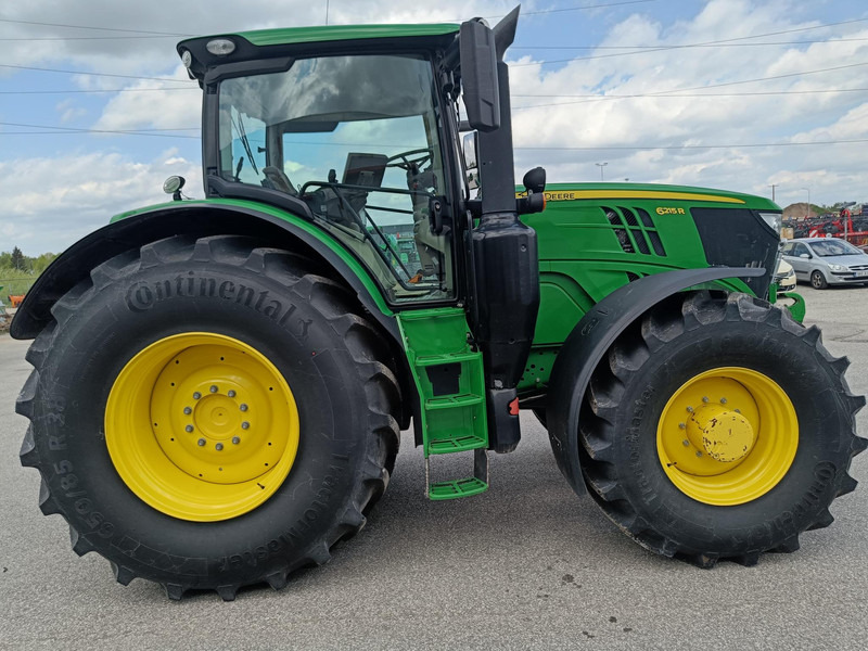 John Deere 6215R - Traktor: slika John Deere 6215R - Traktor John Deere 6215R - Traktor: slika John Deere 6215R - Traktor