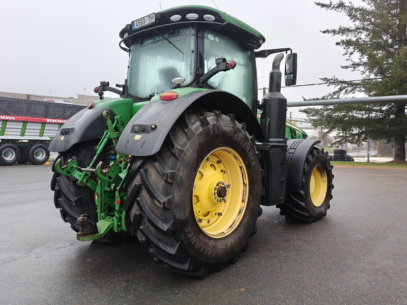 John Deere 8400R - Traktor: slika John Deere 8400R - Traktor John Deere 8400R - Traktor: slika John Deere 8400R - Traktor