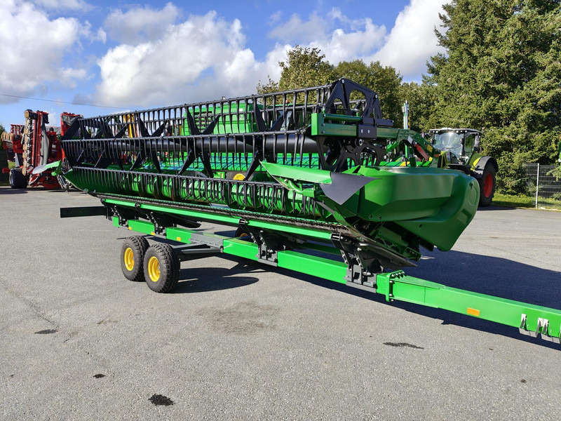 John Deere W650 i 722X - Kombajn za žetvu: slika John Deere W650 i 722X - Kombajn za žetvu John Deere W650 i 722X - Kombajn za žetvu: slika John Deere W650 i 722X - Kombajn za žetvu