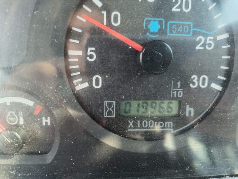 Traktor New Holland Boomer 40: slika Traktor New Holland Boomer 40 Traktor New Holland Boomer 40: slika Traktor New Holland Boomer 40