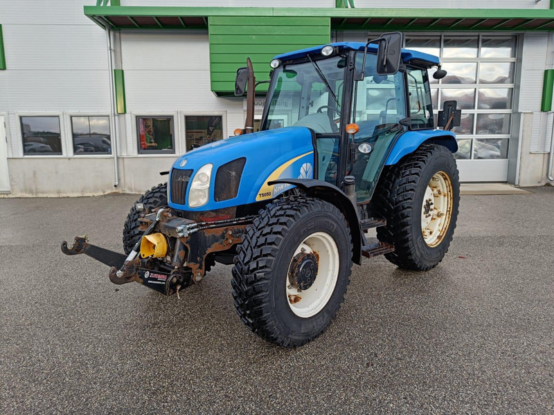 New Holland T 5050 - Traktor: slika New Holland T 5050 - Traktor New Holland T 5050 - Traktor: slika New Holland T 5050 - Traktor