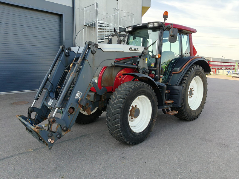 Valtra N101 - Traktor: slika Valtra N101 - Traktor Valtra N101 - Traktor: slika Valtra N101 - Traktor
