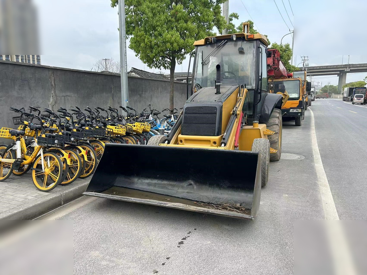 CASE 580 - Rovokopač-utovarivač: slika CASE 580 - Rovokopač-utovarivač CASE 580 - Rovokopač-utovarivač: slika CASE 580 - Rovokopač-utovarivač