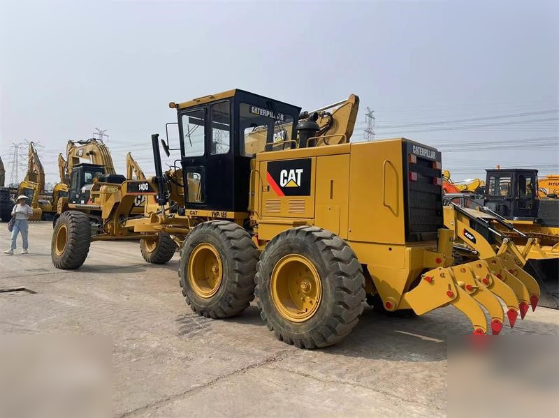CATERPILLAR 140G - Grejder: slika CATERPILLAR 140G - Grejder CATERPILLAR 140G - Grejder: slika CATERPILLAR 140G - Grejder
