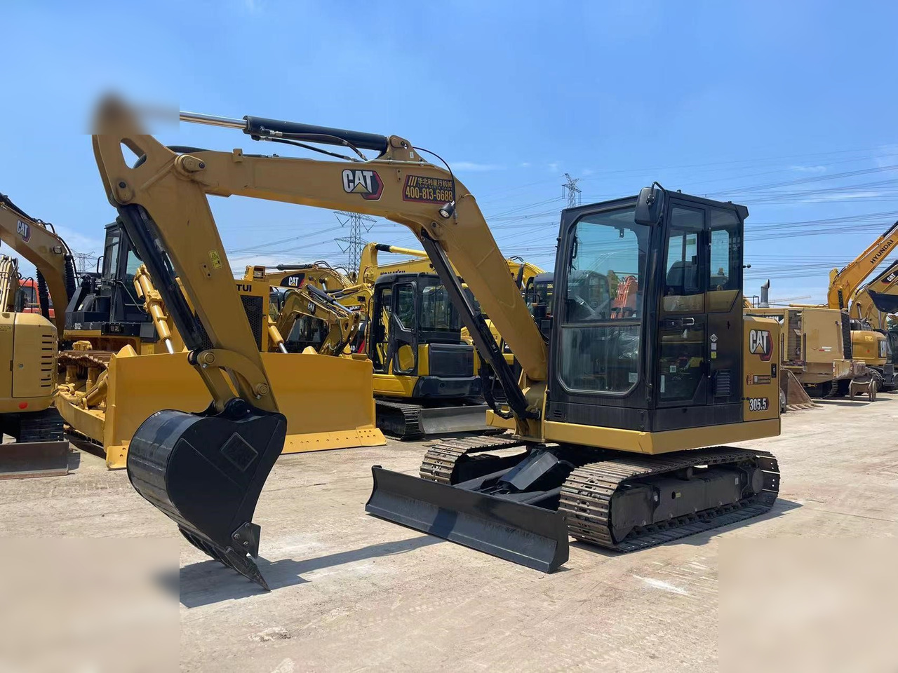 CATERPILLAR 305.5 - Mini bager: slika CATERPILLAR 305.5 - Mini bager CATERPILLAR 305.5 - Mini bager: slika CATERPILLAR 305.5 - Mini bager