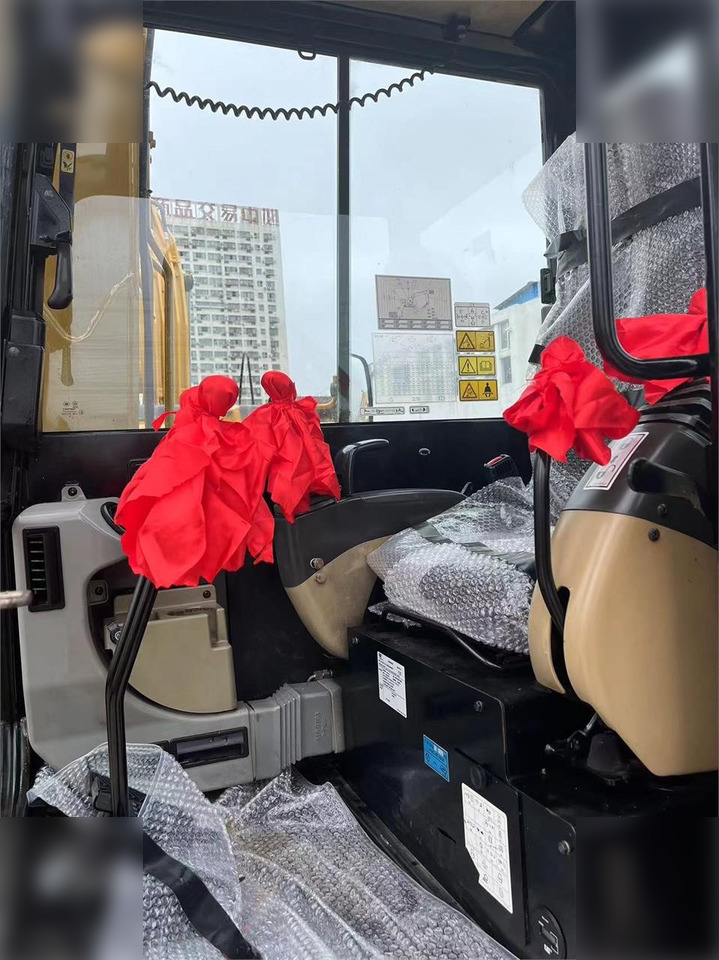 CATERPILLAR 305.5E2 - Mini bager: slika CATERPILLAR 305.5E2 - Mini bager CATERPILLAR 305.5E2 - Mini bager: slika CATERPILLAR 305.5E2 - Mini bager