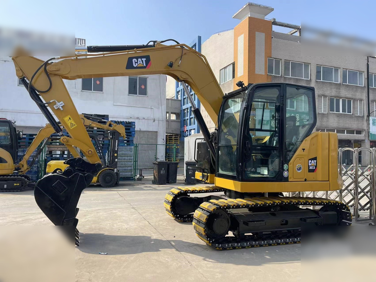 CATERPILLAR 307.5 - Bager gusjeničar: slika CATERPILLAR 307.5 - Bager gusjeničar CATERPILLAR 307.5 - Bager gusjeničar: slika CATERPILLAR 307.5 - Bager gusjeničar