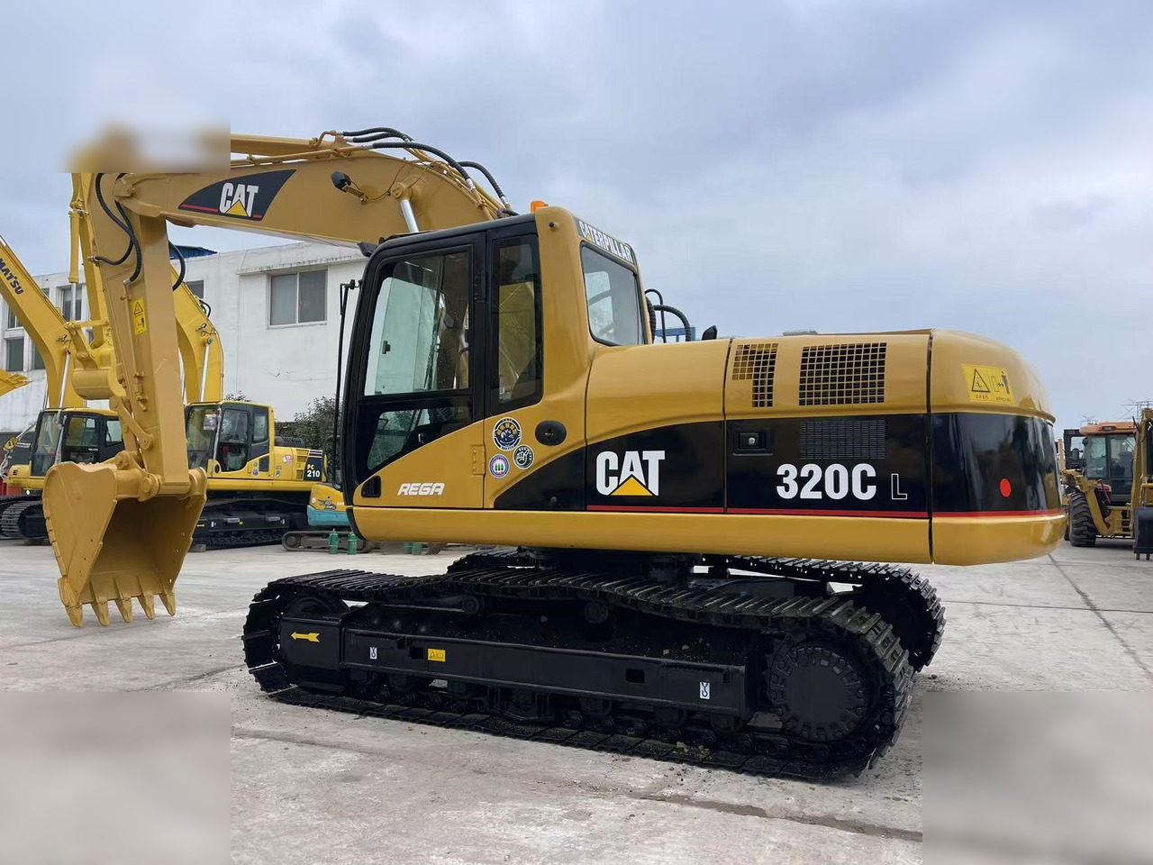 CATERPILLAR 320C - Bager gusjeničar: slika CATERPILLAR 320C - Bager gusjeničar CATERPILLAR 320C - Bager gusjeničar: slika CATERPILLAR 320C - Bager gusjeničar