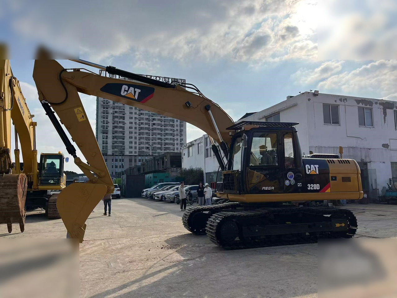 CATERPILLAR 320D - Bager gusjeničar: slika CATERPILLAR 320D - Bager gusjeničar CATERPILLAR 320D - Bager gusjeničar: slika CATERPILLAR 320D - Bager gusjeničar