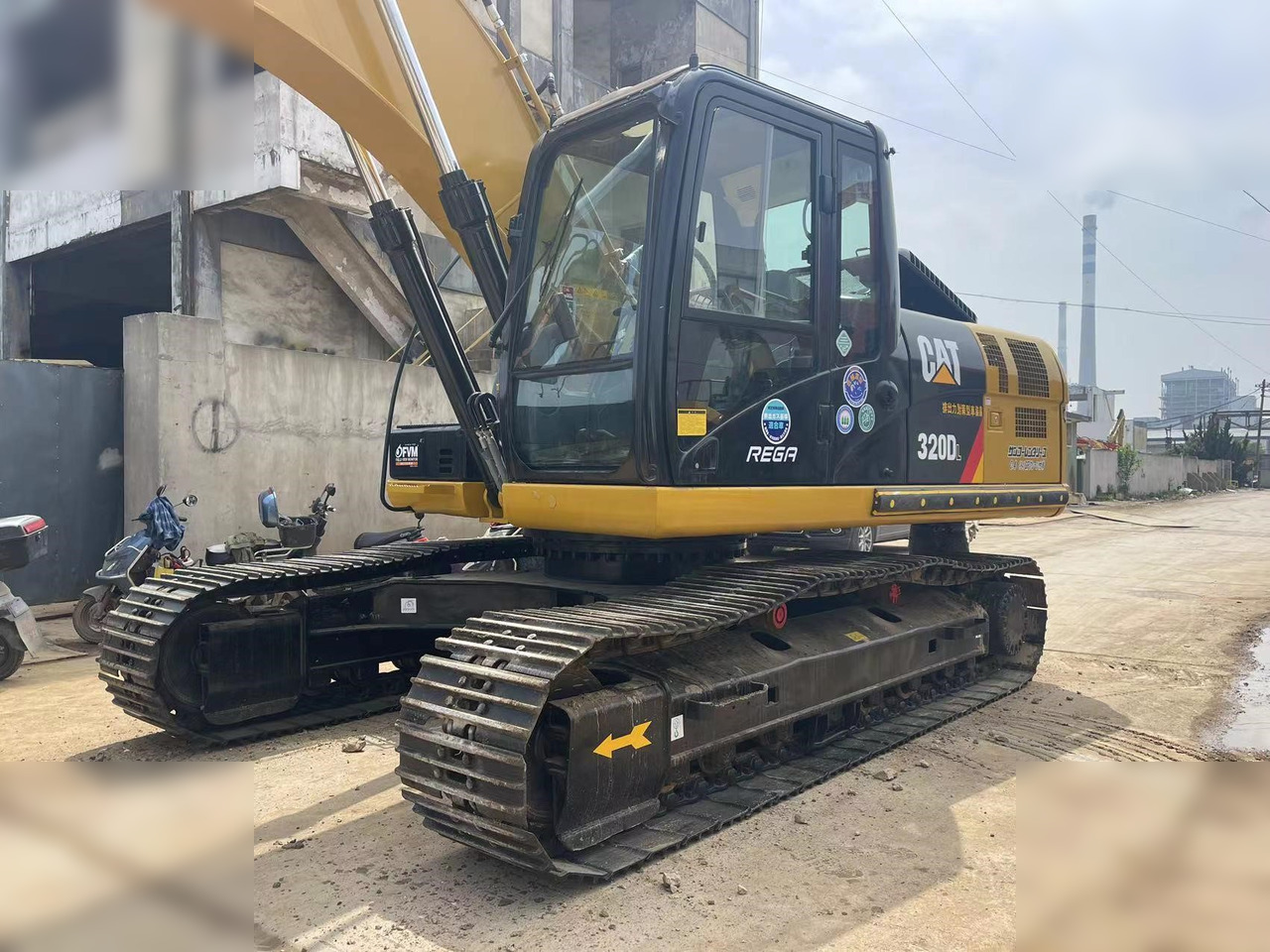 CATERPILLAR 320DL - Bager gusjeničar: slika CATERPILLAR 320DL - Bager gusjeničar CATERPILLAR 320DL - Bager gusjeničar: slika CATERPILLAR 320DL - Bager gusjeničar