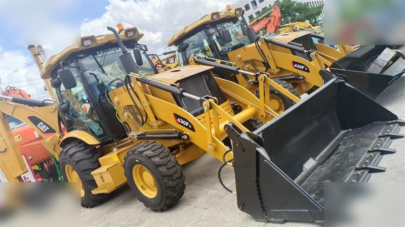 CATERPILLAR 430F - Rovokopač-utovarivač: slika CATERPILLAR 430F - Rovokopač-utovarivač CATERPILLAR 430F - Rovokopač-utovarivač: slika CATERPILLAR 430F - Rovokopač-utovarivač
