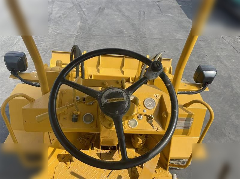 Utovarivač na kotačima CATERPILLAR 910: slika Utovarivač na kotačima CATERPILLAR 910