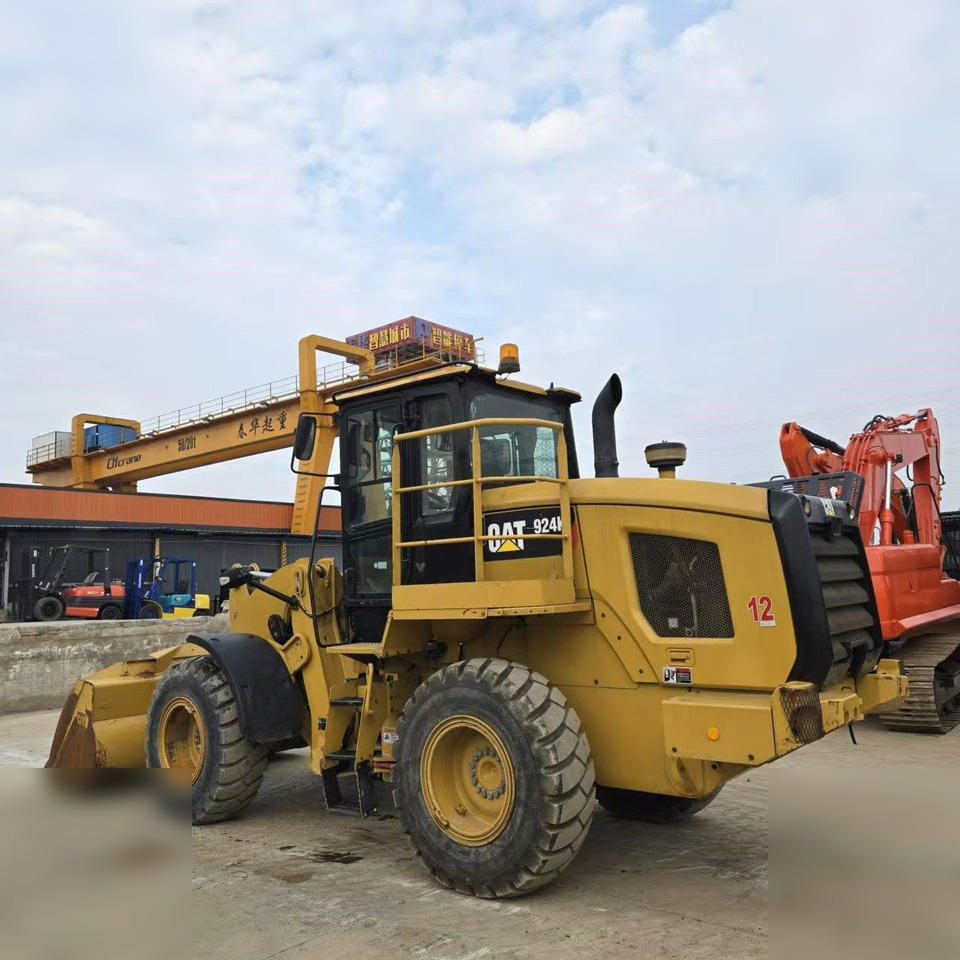 CATERPILLAR 924K - Utovarivač na kotačima: slika CATERPILLAR 924K - Utovarivač na kotačima CATERPILLAR 924K - Utovarivač na kotačima: slika CATERPILLAR 924K - Utovarivač na kotačima
