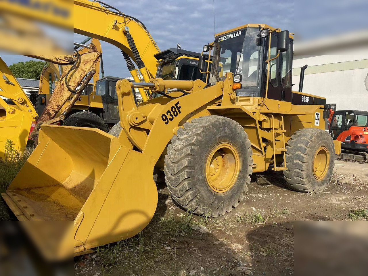 CATERPILLAR 938F - Utovarivač na kotačima: slika CATERPILLAR 938F - Utovarivač na kotačima CATERPILLAR 938F - Utovarivač na kotačima: slika CATERPILLAR 938F - Utovarivač na kotačima