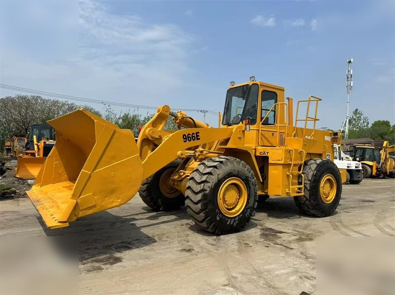 CATERPILLAR 966E - Utovarivač na kotačima: slika CATERPILLAR 966E - Utovarivač na kotačima CATERPILLAR 966E - Utovarivač na kotačima: slika CATERPILLAR 966E - Utovarivač na kotačima