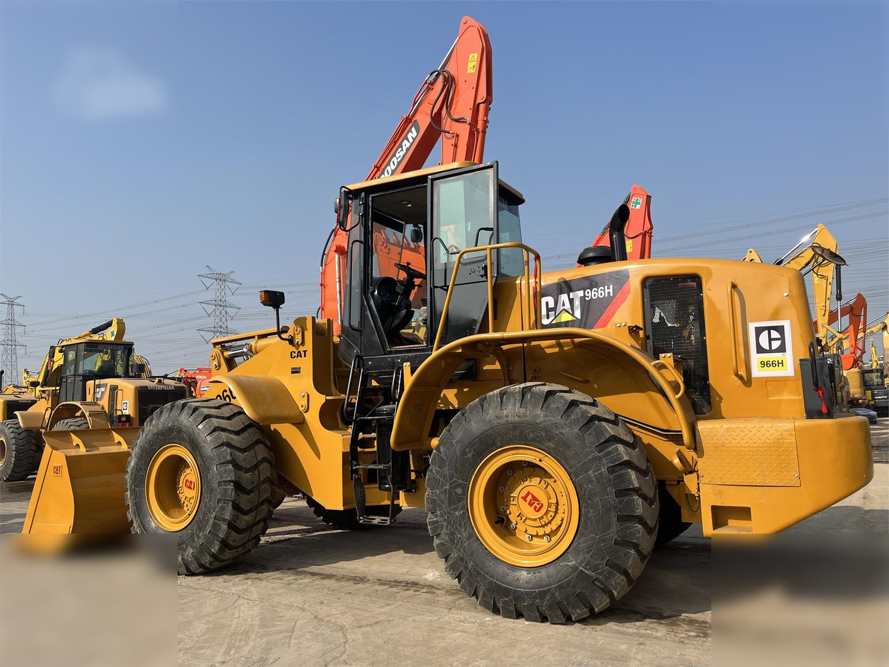 CATERPILLAR 966H - Utovarivač na kotačima: slika CATERPILLAR 966H - Utovarivač na kotačima CATERPILLAR 966H - Utovarivač na kotačima: slika CATERPILLAR 966H - Utovarivač na kotačima