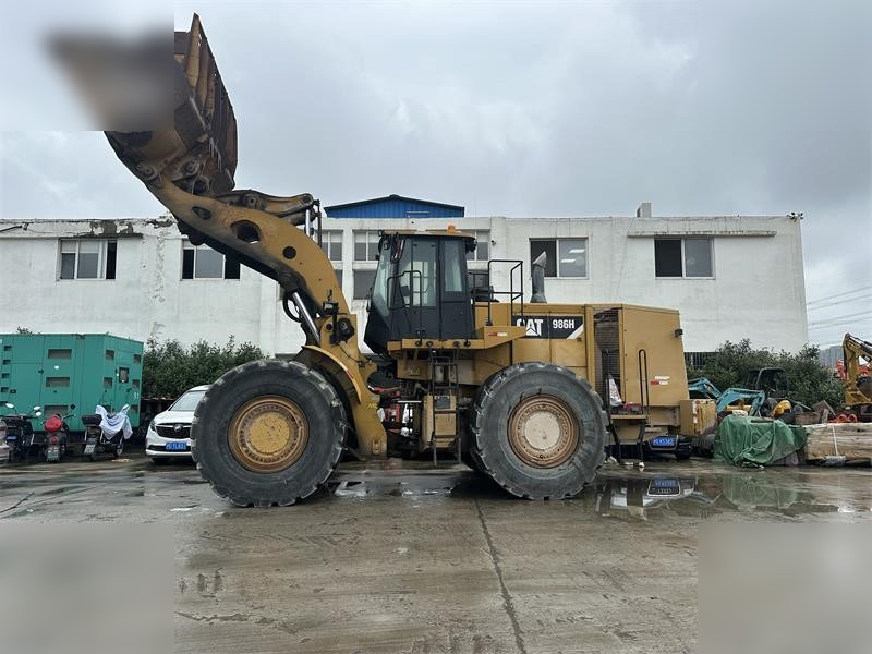 CATERPILLAR 986H - Utovarivač na kotačima: slika CATERPILLAR 986H - Utovarivač na kotačima CATERPILLAR 986H - Utovarivač na kotačima: slika CATERPILLAR 986H - Utovarivač na kotačima
