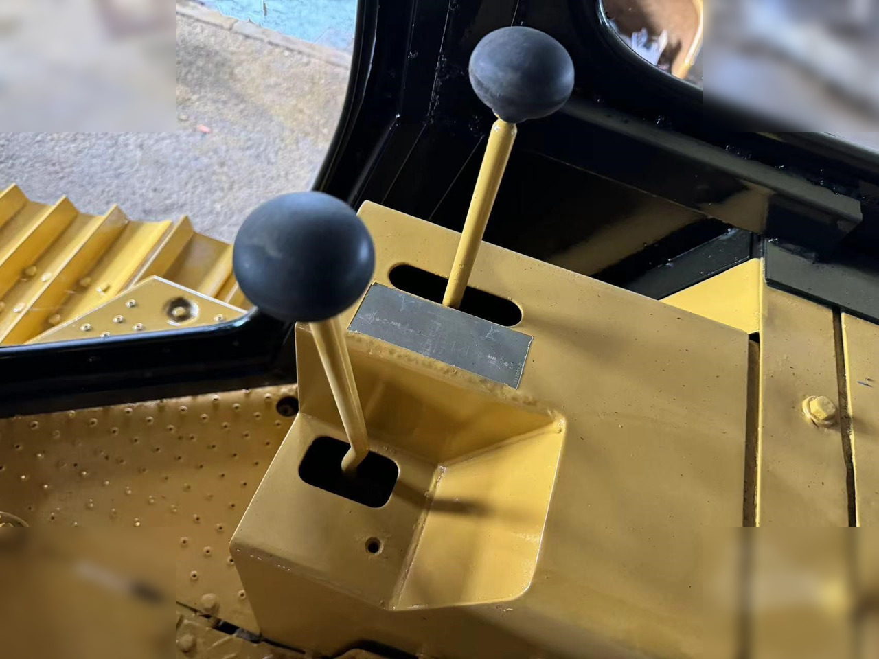 CATERPILLAR D4C - Buldožer: slika CATERPILLAR D4C - Buldožer CATERPILLAR D4C - Buldožer: slika CATERPILLAR D4C - Buldožer