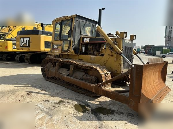 CATERPILLAR D6G - Buldožer: slika CATERPILLAR D6G - Buldožer CATERPILLAR D6G - Buldožer: slika CATERPILLAR D6G - Buldožer