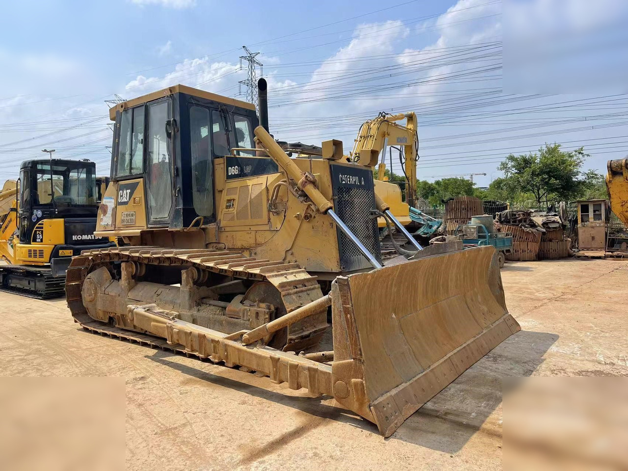 CATERPILLAR D6G - Buldožer: slika CATERPILLAR D6G - Buldožer CATERPILLAR D6G - Buldožer: slika CATERPILLAR D6G - Buldožer