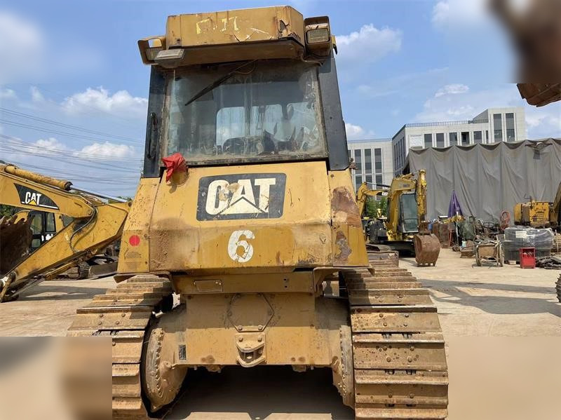 CATERPILLAR D6G LGP - Buldožer: slika CATERPILLAR D6G LGP - Buldožer CATERPILLAR D6G LGP - Buldožer: slika CATERPILLAR D6G LGP - Buldožer