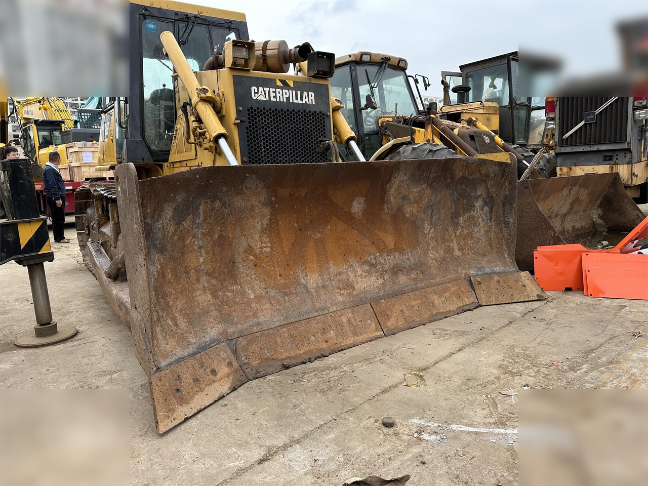 CATERPILLAR D6G2 XL - Buldožer: slika CATERPILLAR D6G2 XL - Buldožer CATERPILLAR D6G2 XL - Buldožer: slika CATERPILLAR D6G2 XL - Buldožer