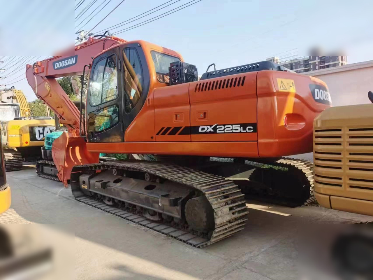 DOOSAN DX225 LC-5 - Bager gusjeničar: slika DOOSAN DX225 LC-5 - Bager gusjeničar DOOSAN DX225 LC-5 - Bager gusjeničar: slika DOOSAN DX225 LC-5 - Bager gusjeničar