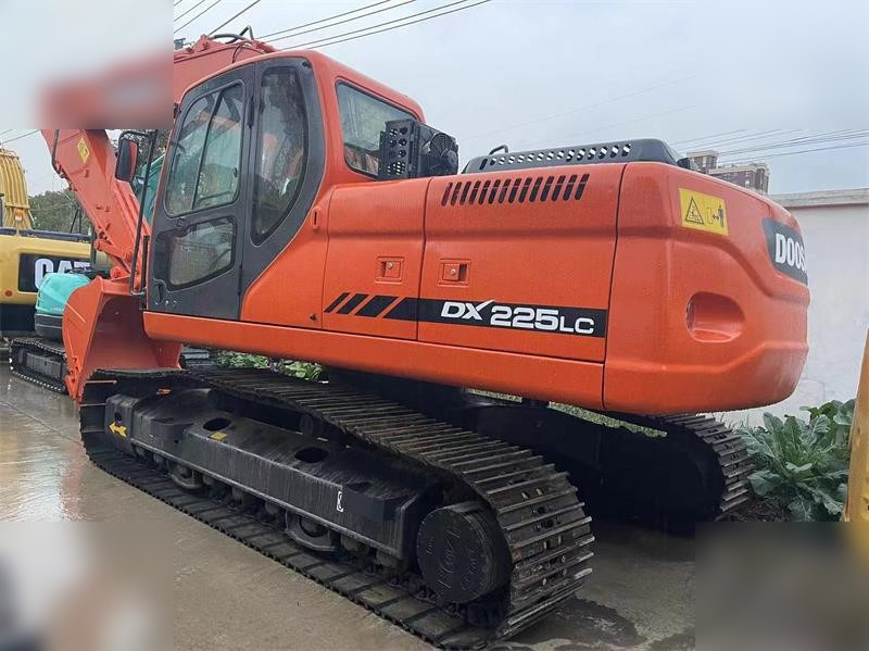 DOOSAN DX225 LC-5 - Bager gusjeničar: slika DOOSAN DX225 LC-5 - Bager gusjeničar DOOSAN DX225 LC-5 - Bager gusjeničar: slika DOOSAN DX225 LC-5 - Bager gusjeničar