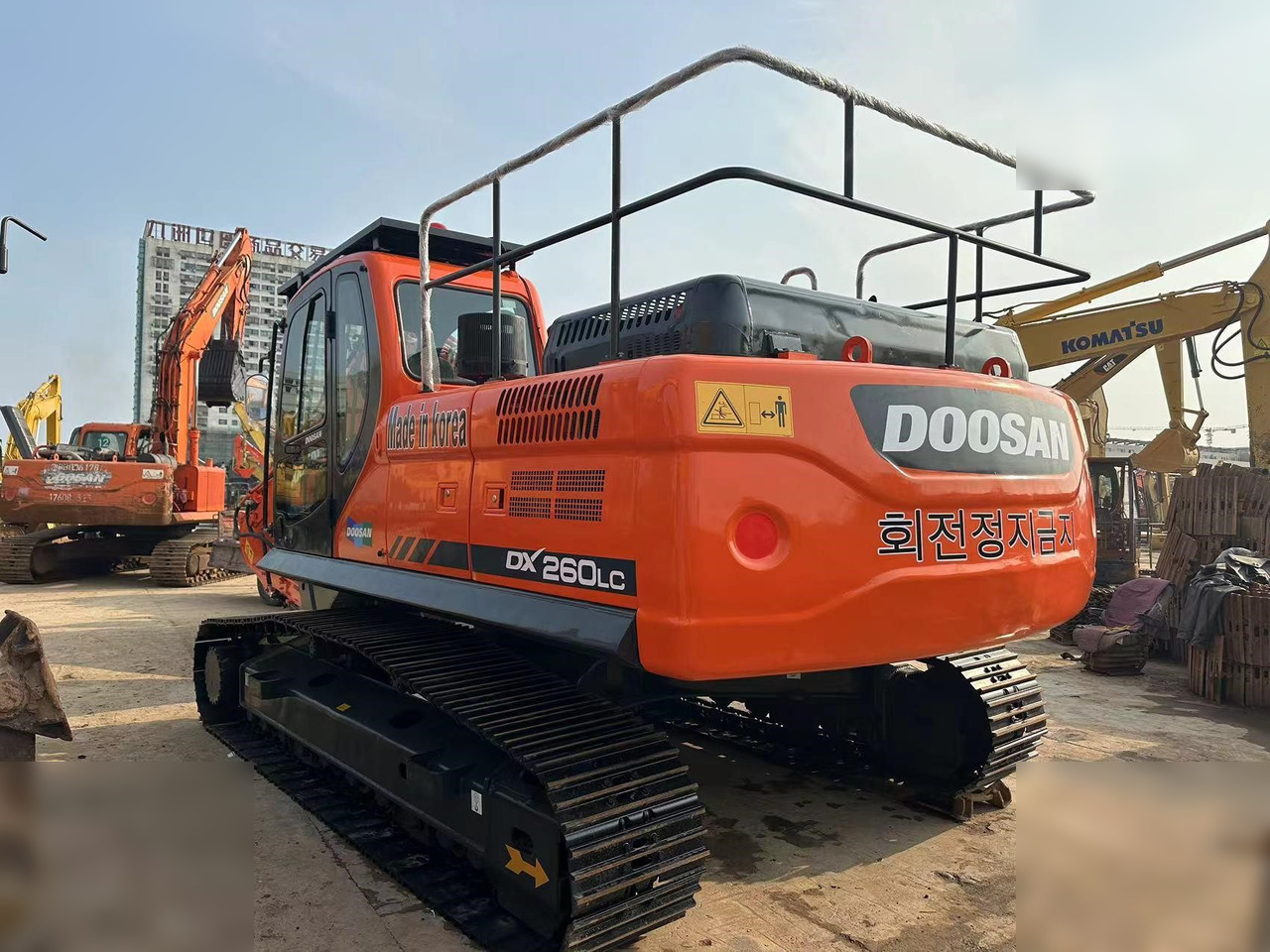 DOOSAN DX260 LC - Bager gusjeničar: slika DOOSAN DX260 LC - Bager gusjeničar DOOSAN DX260 LC - Bager gusjeničar: slika DOOSAN DX260 LC - Bager gusjeničar