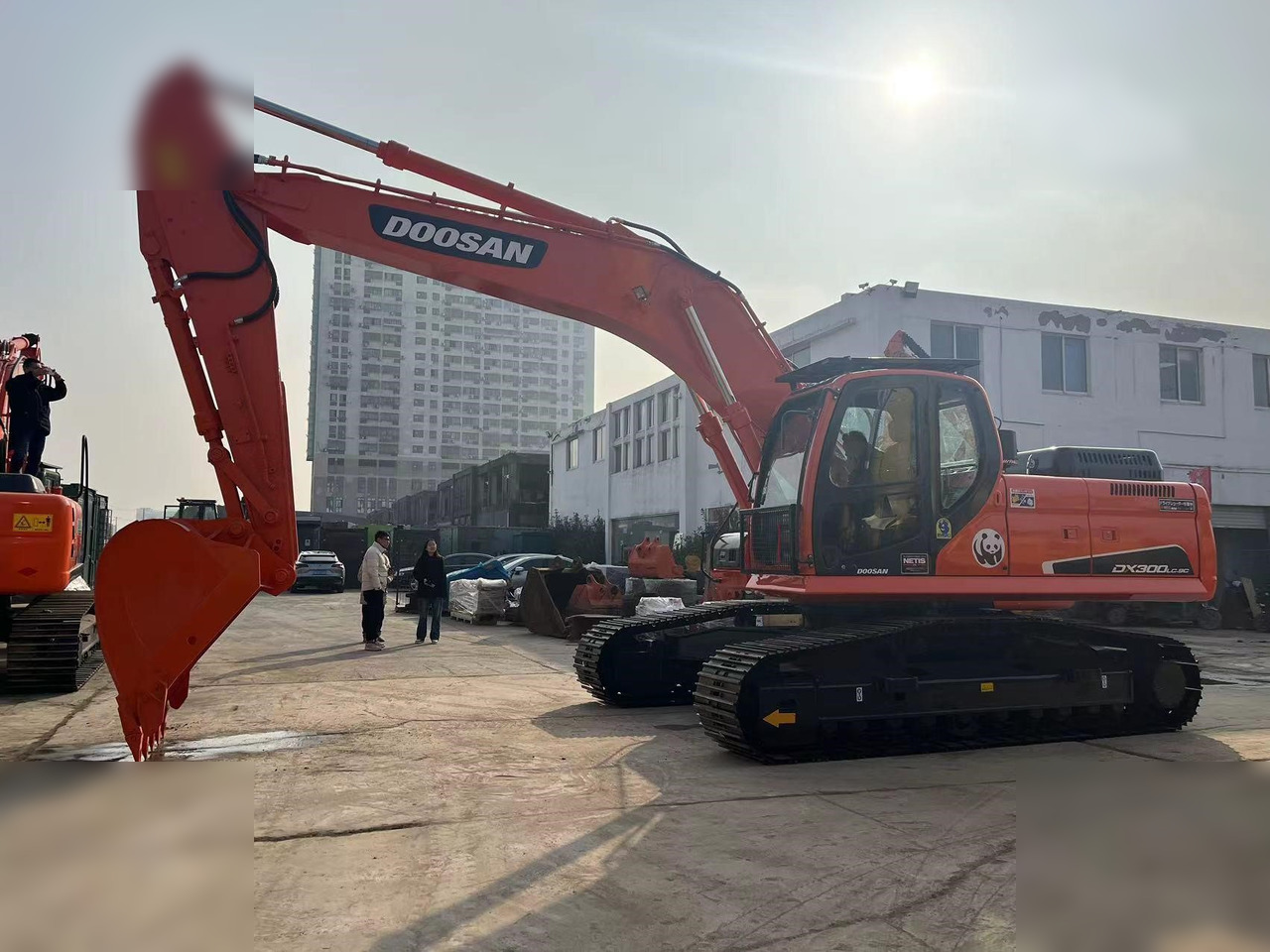 DOOSAN DX300 LC-9C - Bager gusjeničar: slika DOOSAN DX300 LC-9C - Bager gusjeničar DOOSAN DX300 LC-9C - Bager gusjeničar: slika DOOSAN DX300 LC-9C - Bager gusjeničar