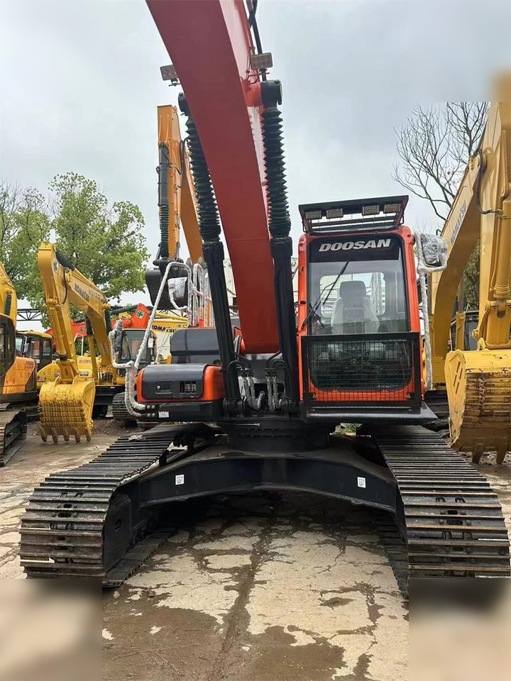DOOSAN DX300 LC-9C - Bager gusjeničar: slika DOOSAN DX300 LC-9C - Bager gusjeničar DOOSAN DX300 LC-9C - Bager gusjeničar: slika DOOSAN DX300 LC-9C - Bager gusjeničar